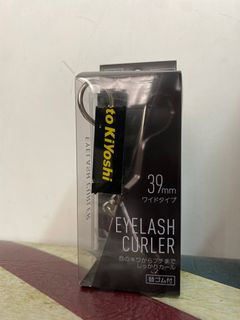 （分類：）位於 。 由 chantelyy 提交（商品編號 1368658260，圖片 1）。簡介： 。