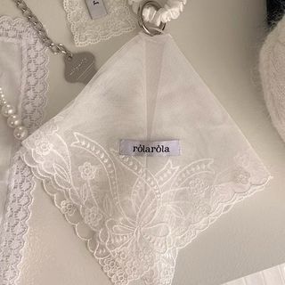 由 irenebaeee (刊登 ID 1368746202，圖片 1) 提交，位於 的 (類別：)，說明：。