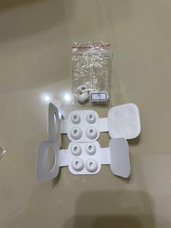 由 hazel0313 (刊登 ID 1368710745，圖片 1) 提交，位於 的 (類別：)，說明：。