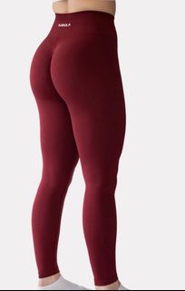 (Category: ) located in . Submitted by shopaholic_kween (Listing ID 1368729885, Image 1). Description: .