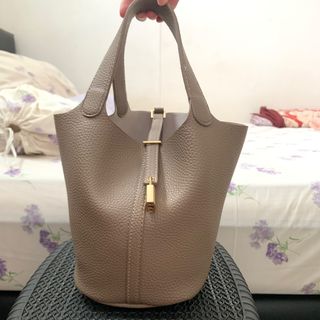 (Kategori: ) berada di . Dikirim oleh claraa13 (ID iklan 1368646998, Gambar 1). Deskripsi: .