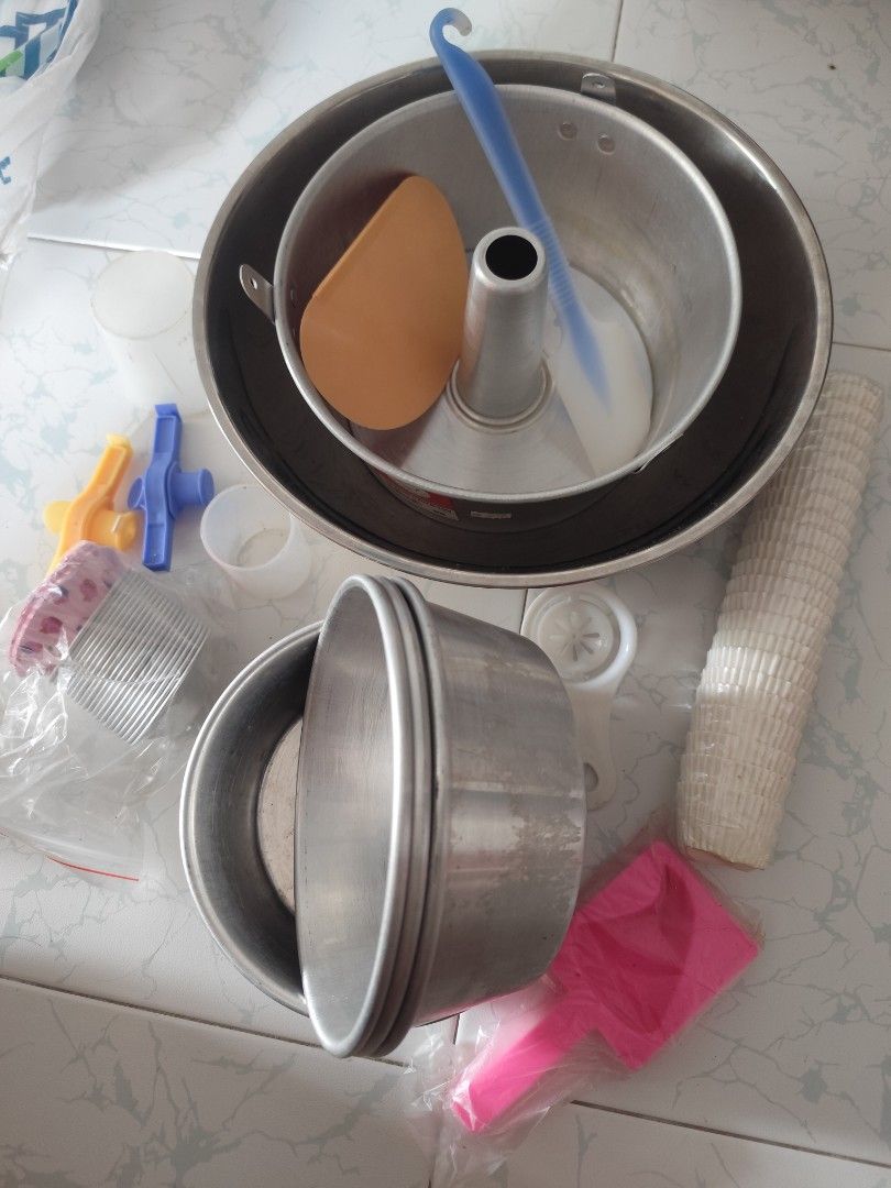 Cake moulds, kuay moulds