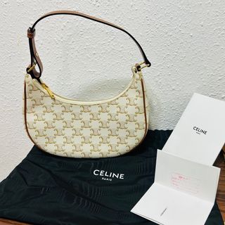 （分類：）位於 。 由 baby.sisterss 提交（商品編號 1368751288，圖片 1）。簡介： 。