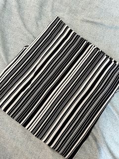 (Category: ) located in . Submitted by aisya.prelovedstore (Listing ID 1368620373, Image 1). Description: .