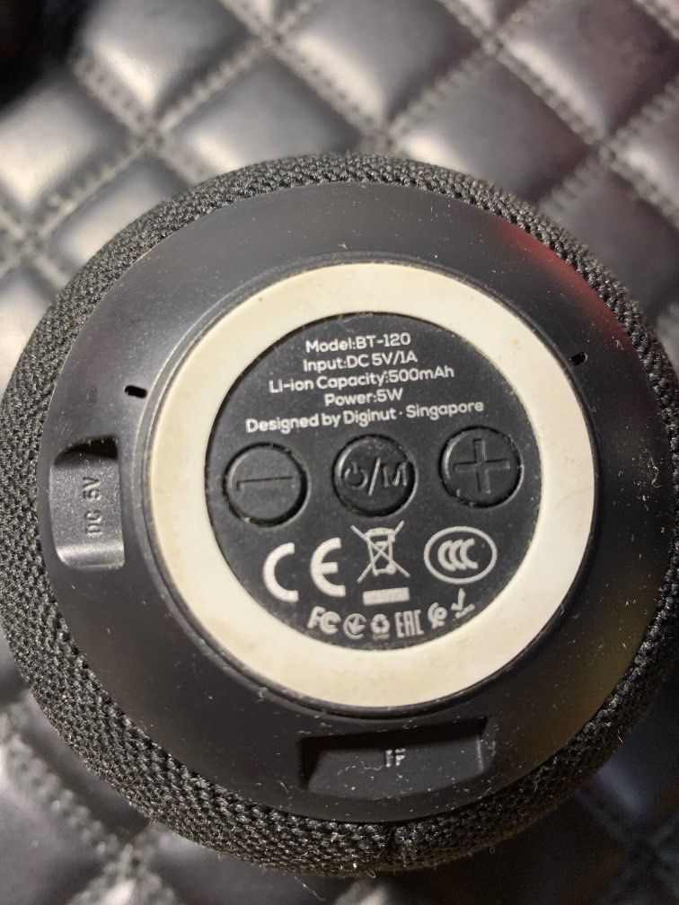 DigiNut BT-120 + abodos AS-BS07 + Shower LED 143932 + HOLO BS31 + Cube SK-S10 Bluetooth Wireless Speaker (Category: Soundbars, Speakers & Amplifiers) located in Singapore. Submitted by offer4less (Listing ID 1368644406, Image 3). Description: Excellent condition ! Lot of 5!.
