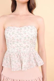 (Category: ) located in . Submitted by clothessnstuff (Listing ID 1368692130, Image 1). Description: .