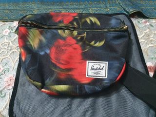 (Category: ) located in . Submitted by ma2akuching (Listing ID 1368627046, Image 1). Description: .
