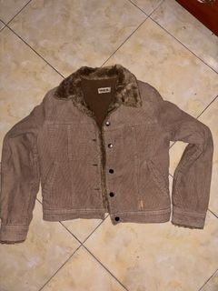 (Kategori: ) berada di . Dikirim oleh zzz.preloved (ID iklan 1368695901, Gambar 1). Deskripsi: .