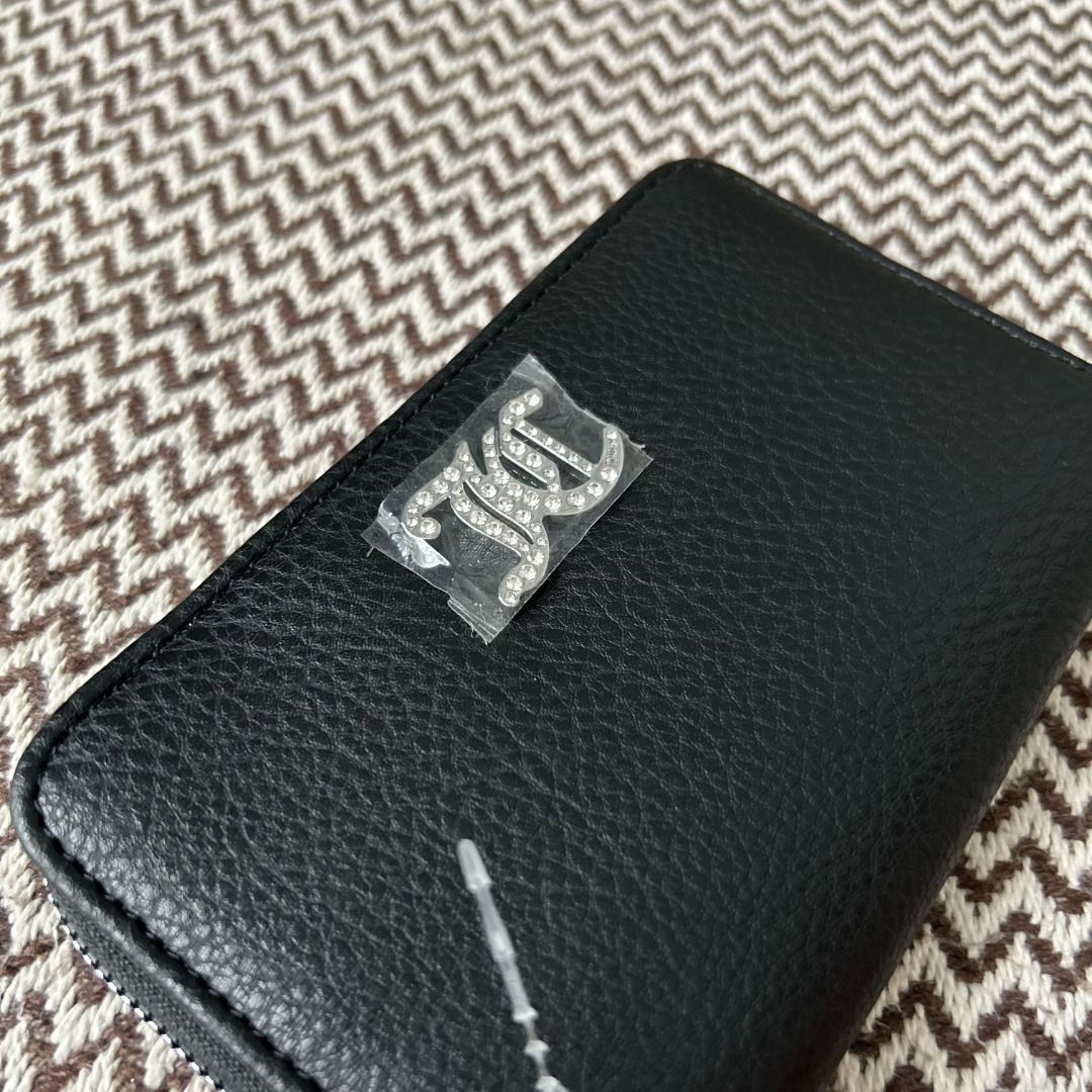 Juicy Couture Wallet (Category: Luxury Bags & Wallets) located in Paranaque City. Submitted by wolfhill (Listing ID 1368747884, Image 3). Description: 100% brand new and authentic from the USA!.