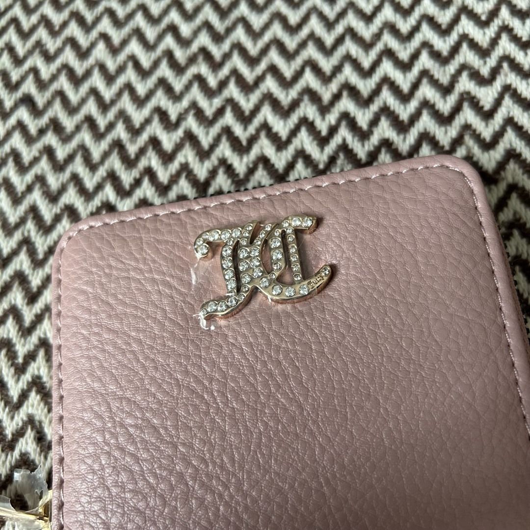 Juicy Couture Wallet (Category: Luxury Bags & Wallets) located in Paranaque City. Submitted by wolfhill (Listing ID 1368747997, Image 3). Description: 100% brand new and authentic from the USA!.