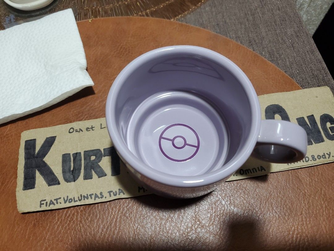 Le Creuset Pokémon Snorlax Mug (Category: Coffee & Tea Tableware) located in San Fernando. Submitted by kjo23soles (Listing ID 1368753443, Image 2). Description: le creuset, one of the most recognizable cookware brands, high quality, in collaboration with Pokémon. What a combination 3,000php thank you for looking.