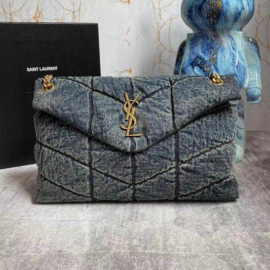Lou Lou puffer bag (Category: Luxury Bags & Wallets) located in Paranaque City. Submitted by kgmgiftedph20 (Listing ID 1368755267, Image 1). Description: .