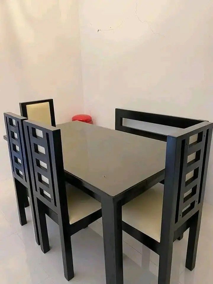 MAHOGANY DINING TABLE Wood (Category: Tables & Sets) located in Mabalacat. Submitted by arlenemamangun01 (Listing ID 1368691456, Image 3). Description: High-quality Dining table set at an affordable price👌 Materials used: 📌Gemelina & mahogany wood 📌Uratex foam 📌German leather & fabric 📌Duco paint finished MADE TO ORDER⚒️ NO DP NEEDED✅ FREE TOP GLASS😍 COD & FREE DELIVERY 4 seater (3ft by 4ft) 6 seater (3ft by 5ft) 8 seater (3ft by 6ft) 10 se