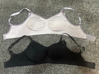 (Category: ) located in . Submitted by zellethriftyfashion (Listing ID 1368695884, Image 1). Description: .