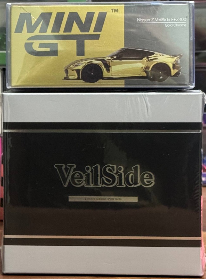 Mini GT Nissan Z VeilSide FFZ400 & Nissan Skyline (R32) Veilside Combat ...