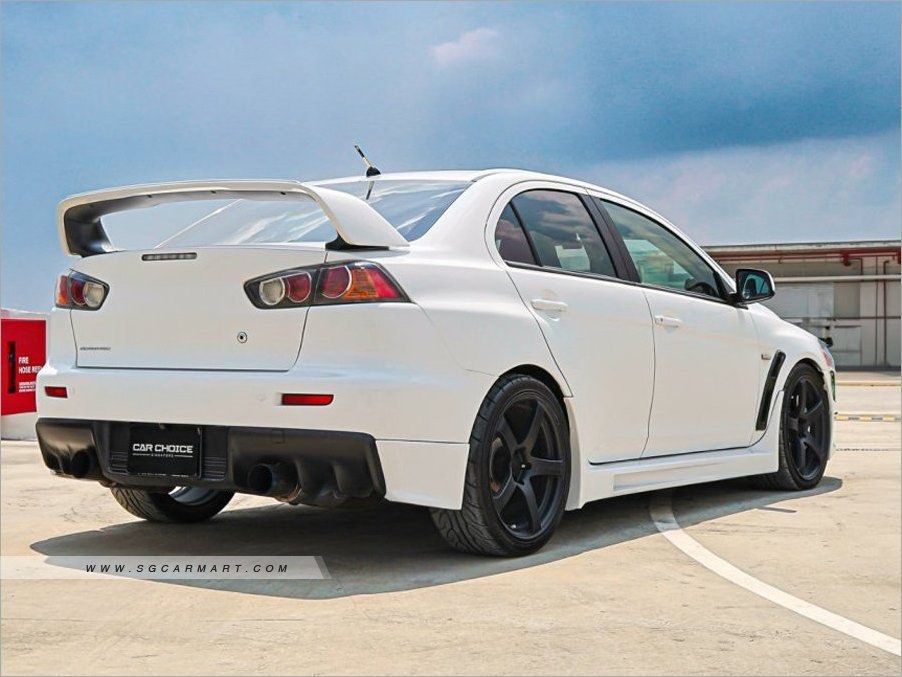 Mitsubishi Lancer Evolution X 2.0 GSR SST (A)62872684516866112