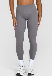 (Category: ) located in . Submitted by shopaholic_kween (Listing ID 1368736408, Image 1). Description: .