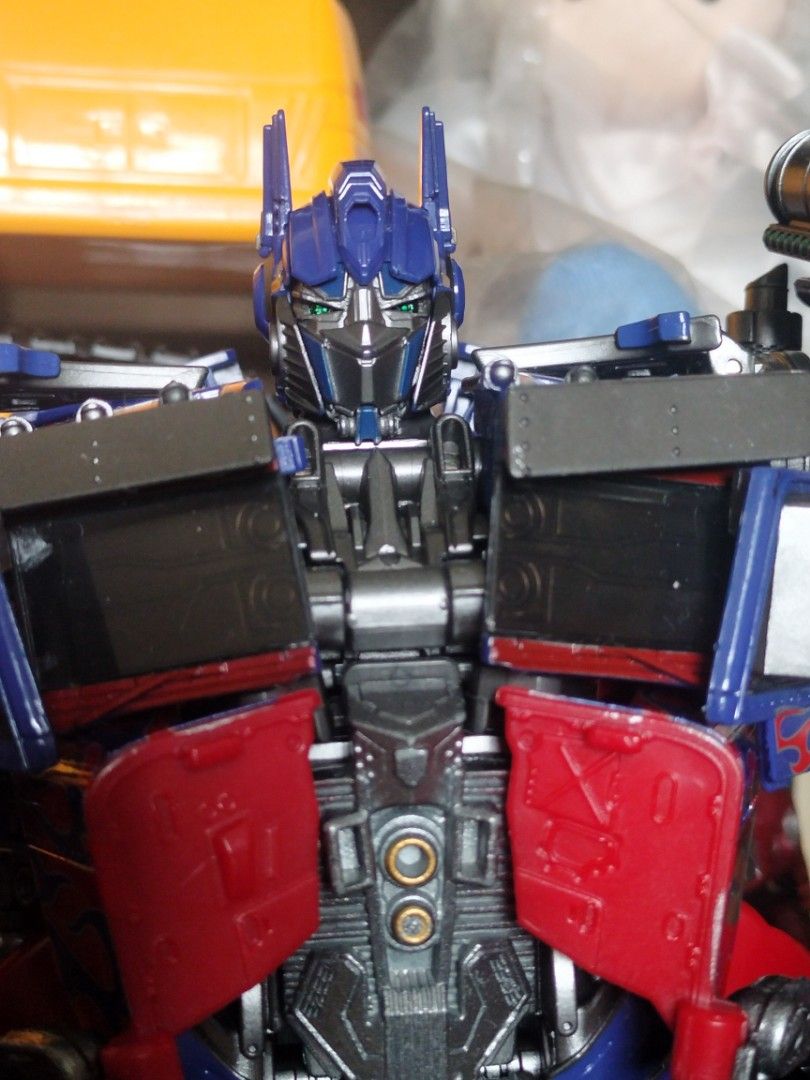 Optimus prime action figure (Category: Action & Battle Toys) located in Caloocan City. Submitted by m.hobby (Listing ID 1368669154, Image 3). Description: transformer " optimus prime " action figure * XP-14 * new and good condition BIB * transformable to truck * approx. 12 inches * with original art box and styrofoam * complete accesories * diecast / plastic * check pictures for item details location: bagbaguin caloocan city mop: gcash price: 320