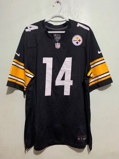 (Category: ) located in . Submitted by tdapparel (Listing ID 1368706278, Image 1). Description: .