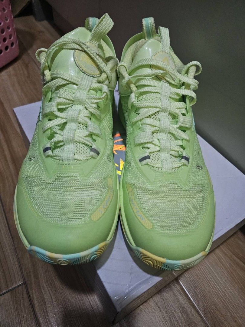 Peak light spirit (Category: Sneakers) located in Manila. Submitted by stepang2 (Listing ID 1368763786, Image 2). Description: Peak light spirit Size US11 Used only 3 times Orig price, 4,995 Selling for 2,500 Rfs: big size.