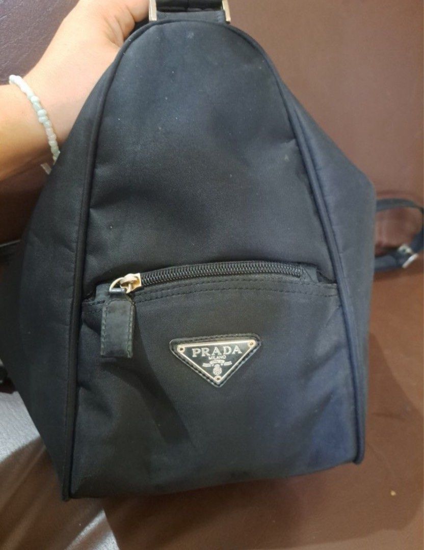 PRADA TWO WAY BAG (Category: Luxury Bags & Wallets) located in Quezon City. Submitted by rochelle1304 (Listing ID 1368647303, Image 1). Description: .
