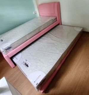 (Category: ) located in . Submitted by furnituresalestore (Listing ID 1368664175, Image 1). Description: .