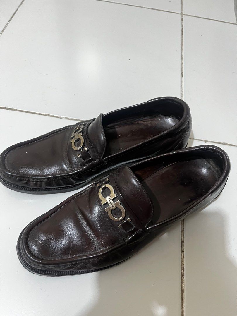 Salvatore Ferragamo Shoes (Category: Casual Shoes) located in San Fernando. Submitted by wardrobe_sync (Listing ID 1368755479, Image 3). Description: .