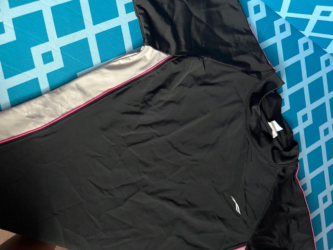 Sassa Activewear/Swimsuit Rashguard (Category: Activewear) located in Taguig. Submitted by vxsells (Listing ID 1368584062, Image 2). Description: 2XL size.