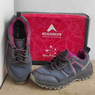 (Kategori: ) berada di . Dikirim oleh tokitoki_preloved (ID iklan 1368620077, Gambar 1). Deskripsi: .