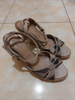 (Kategori: ) berada di . Dikirim oleh ex.scnd (ID iklan 1368757207, Gambar 1). Deskripsi: .