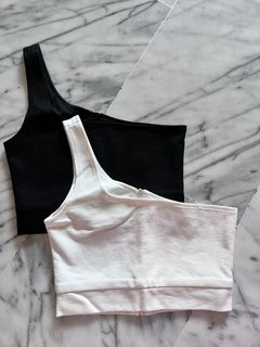 (Category: ) located in . Submitted by styledbypetite (Listing ID 1368648650, Image 1). Description: .