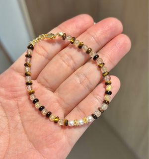 (Category: ) located in . Submitted by leannecollection (Listing ID 1368606027, Image 1). Description: .