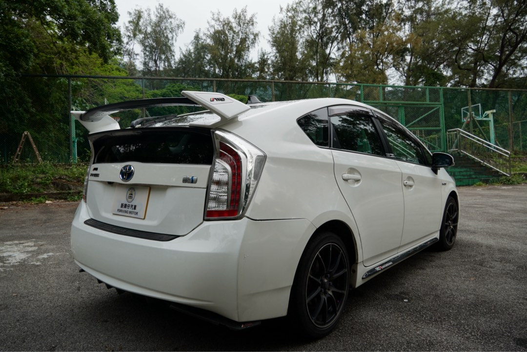 Toyota Prius 1.8 Hybrid S (A)62863173629058113