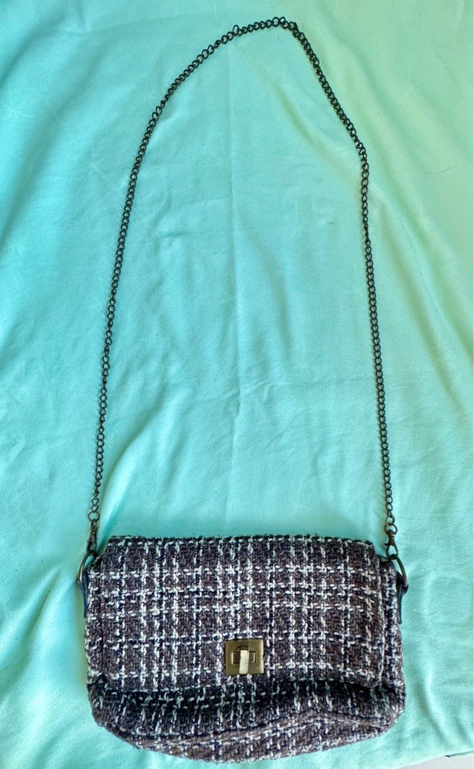 Two-way sling or clutch brown bag (Category: Cross-body Bags) located in Mandaluyong City. Submitted by oursharedcloset (Listing ID 1368699179, Image 1). Description: .
