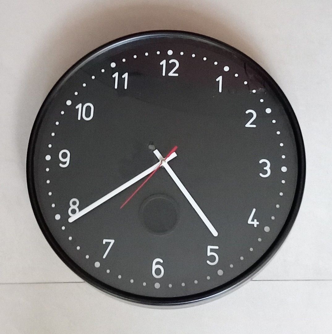 Wall Clock (Category: Clocks) located in Singapore. Submitted by limha52 (Listing ID 1368667308, Image 1). Description: Black wall clock, Dia 37cm x 5.5 cm thick, working in good condition..