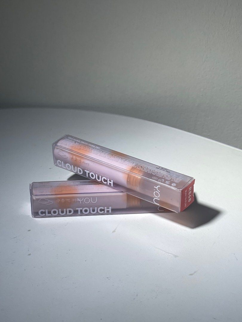 you beauty cloud touch lippies (Category: Makeup) located in Taguig. Submitted by declutterwithtally (Listing ID 1368752736, Image 1). Description: RFS: PR DECLUTTERING💄 ALL ACTUAL PICTURES POSTED‼️ Sealed | brandnew | swatched 📍Available for same day delivery (every morning / lunch WED-SAT ) MEET UP (FREE EVERY SUNDAY- MONDAY-TUESDAY ) 🚚JNT/LBC anywhere in PH 💵GCASH/ MAYA / BPI no refunds, return, exchange once handed over to courier of choi