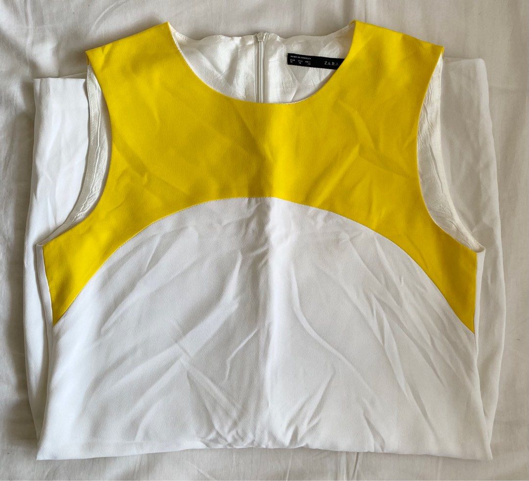 Zara Dress US Size 6 (Category: Dresses) located in Pasay City. Submitted by Declutter_Cha (Listing ID 1368606278, Image 1). Description: Used 2x then stored Knee Length for a 5’2.