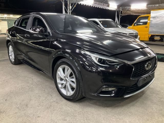 由 a779573339957 (刊登 ID 1368832873，圖片 1) 提交，位於 新北市 (New Taipei) 的 2016 INFINITI Q30 風尚版 1.6L 10.7萬公里 NT$340,000 (類別：汽車出售)，說明：有第三方認證，無待修、無泡水、無事故、三大保固 LINE:PT0974 #汽車#中古車#新車#原廠#代理商#貿易商#新古車#買車#賣車#五股#新北市#台北市#桃園市#換車。