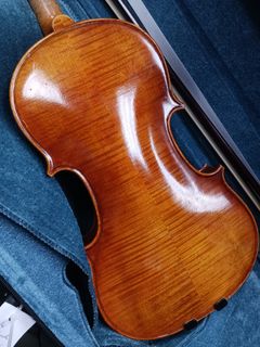 （分類：）位於 。 由 hk_strings_second_hand_group_2 提交（商品編號 1368810265，圖片 1）。簡介： 。