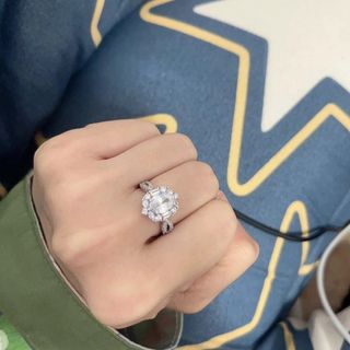 （分類：）位於 。 由 luckygirl852. 提交（商品編號 1368864276，圖片 1）。簡介： 。