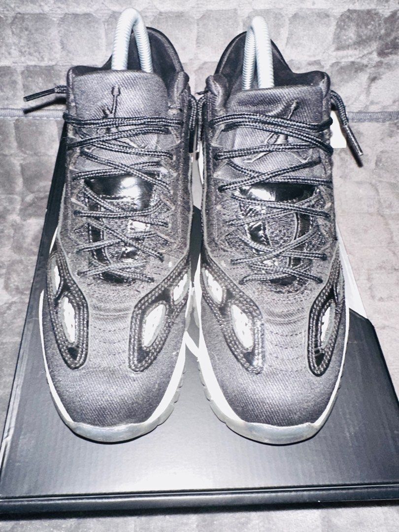 Air Jordan 11 Retro Low - Black (Category: Sneakers) located in Mandaluyong City. Submitted by danshari_ph (Listing ID 1368854145, Image 1). Description: Size : US Men’s 7 / Women’s 8 With box .