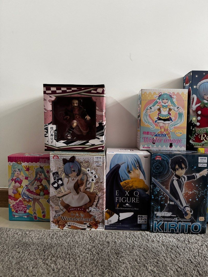 Assorted Figures (Category: Other Merchandise) located in Singapore. Submitted by sinev (Listing ID 1368834633, Image 2). Description: $12 each Negotiable with purchase of multiple figures.