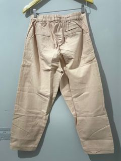 (Kategori: ) berada di . Dikirim oleh secondhandclothes.jkt (ID iklan 1368915116, Gambar 1). Deskripsi: .