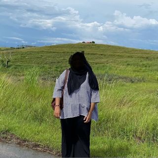 (Category: ) located in . Submitted by farzanah.husnaa (Listing ID 1368930560, Image 1). Description: .