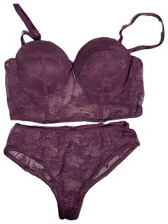 (Category: ) located in . Submitted by preloveitems555 (Listing ID 1368931492, Image 1). Description: .