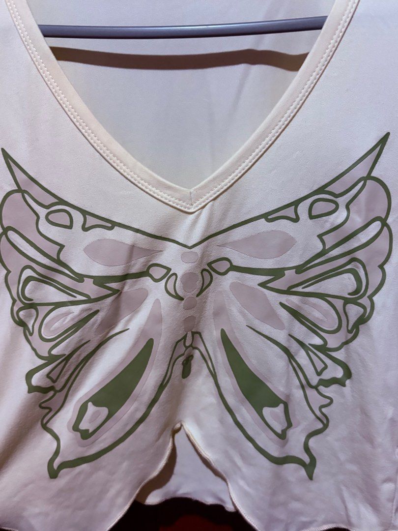 Butterfly Longsleeves (SHEIN) (Category: Longsleeves) located in San Mateo. Submitted by piscesdotcom (Listing ID 1368941852, Image 2). Description: size s never worn outside, only fitted cute for costumes (like winx club!!) rfs: not my style anymore mop: gcash mod: ggx / lalamove.