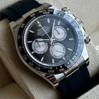 (Category: ) located in . Submitted by watchcentresg (Listing ID 1368781683, Image 1). Description: .