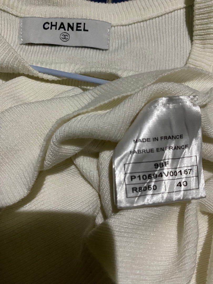 Chanel Knitted Sando (Category: Sleeveless) located in Davao. Submitted by john661 (Listing ID 1368903599, Image 3). Description: Chanel Knitted Sando Rubberized yung Design Pristine condition 14x22 No issue Payment thru Gcash Davao City location.