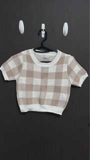 (Category: ) located in . Submitted by clearmyclothesssss (Listing ID 1368819345, Image 1). Description: .