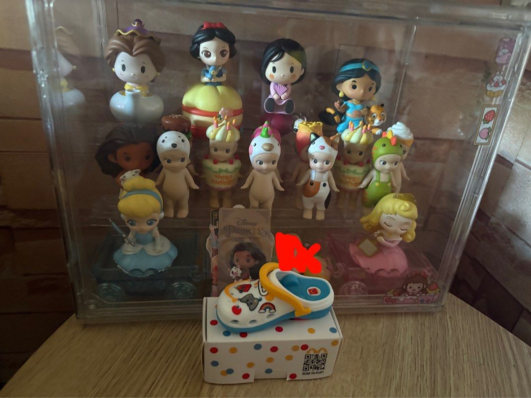 Disney and sonny Angels (Category: Vintage Collectibles) located in Quezon. Submitted by as_things (Listing ID 1368784141, Image 1). Description: Take all for only 3,000 -need fund - free shipping .